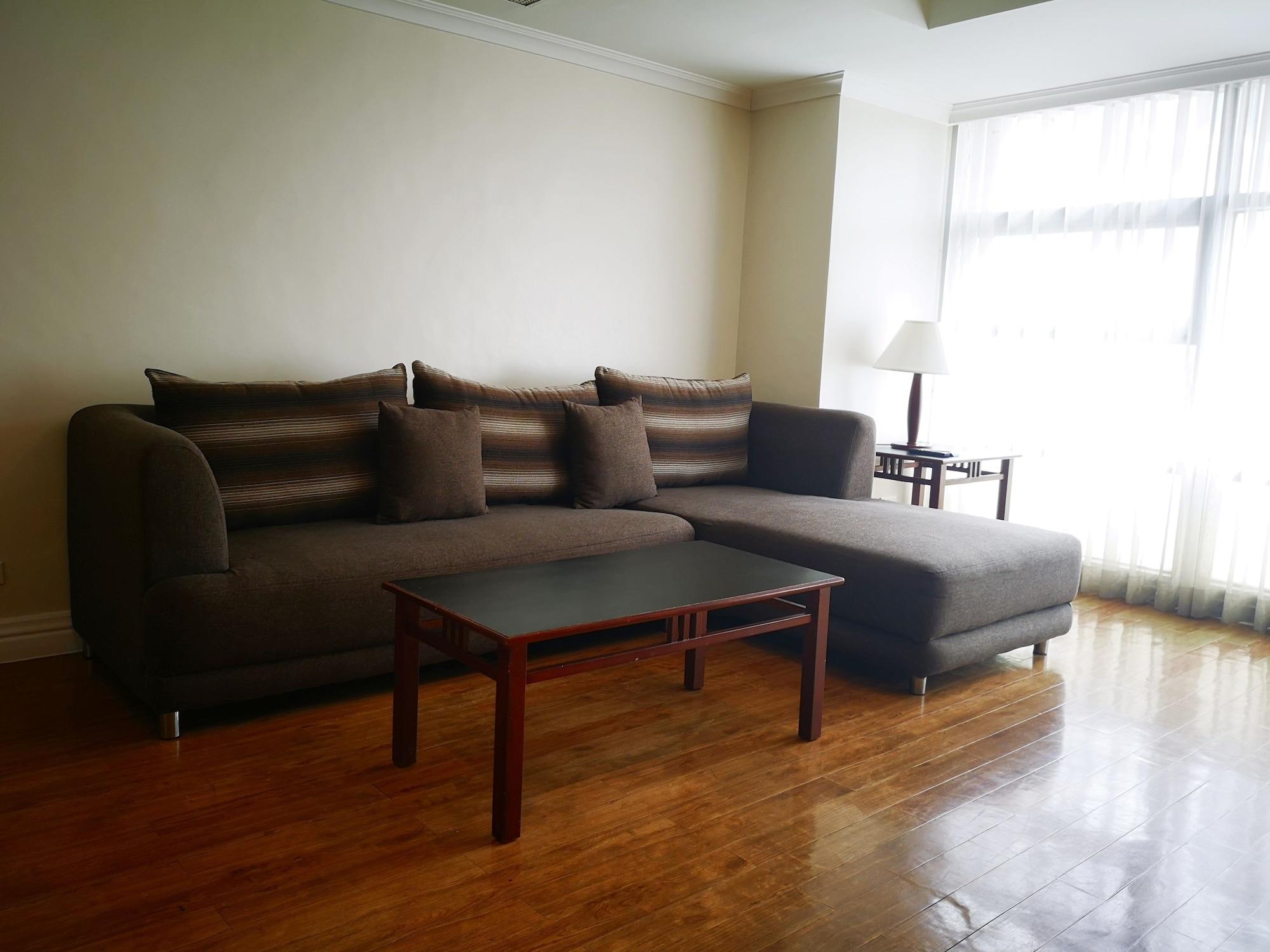 Infinity Tower Suites Makati City Exterior photo